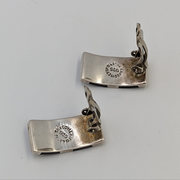 Vintage Taxco Mexico Sterling Onyx Inlay Half Polkadot Design Clip on Earrings - Picture 7 of 11